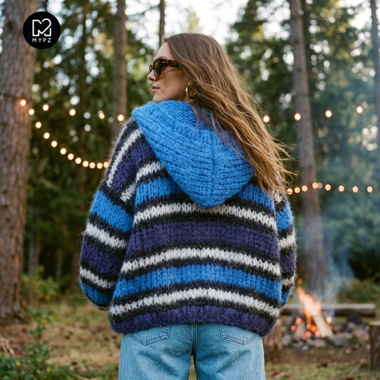 Strickset – MYPZ Bomber-Cardigan mit Kapuze aus voluminösem Mohair, Blau Nr. 15 (ENG-DE-NL-ES-FR-IT-DA-SV-NO)
