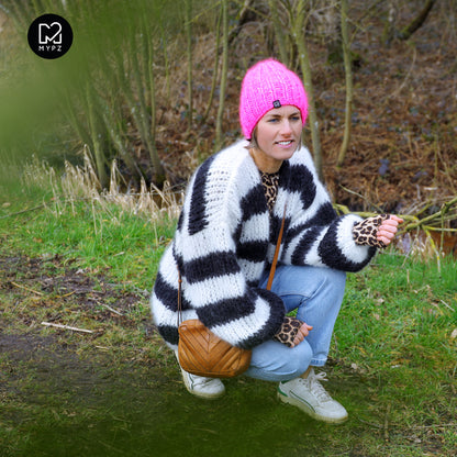 Strickset – MYPZ Chunky Mohair Cardigan Black & White No.15 (ENG-NL-DE)