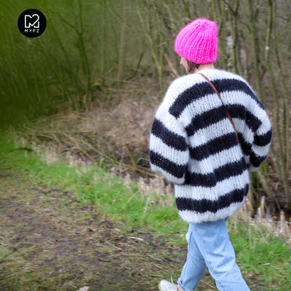 Strickset – MYPZ Chunky Mohair Cardigan Black & White No.15 (ENG-NL-DE)