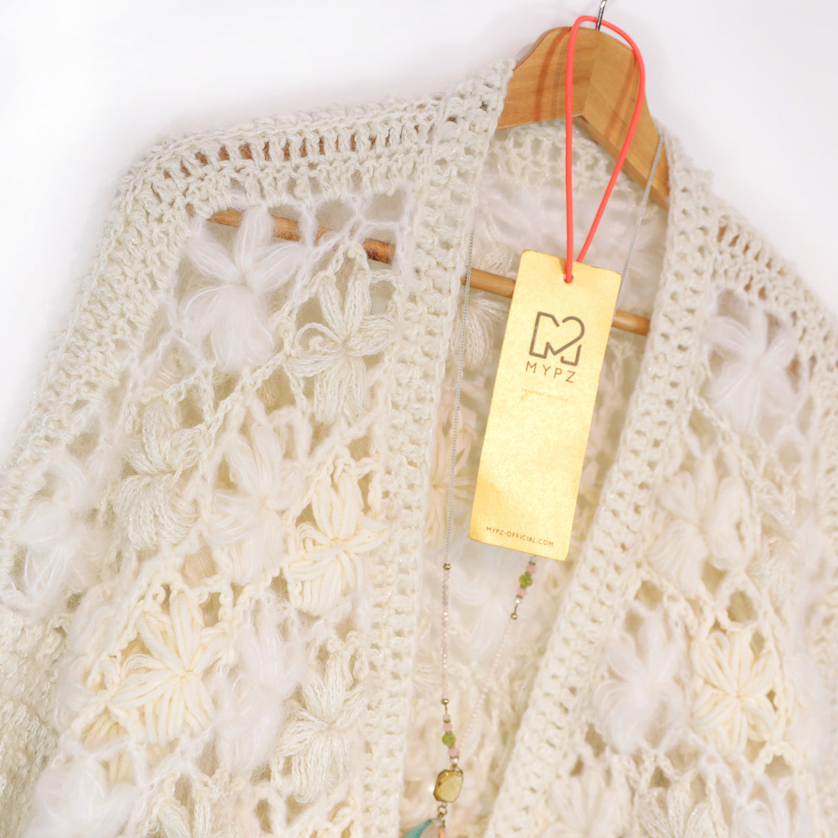 Häkelset - MYPZ kurzer Bomber-Cardigan Wildflower Off White (ENG-DE-NL-ES-FR-IT-DA-SV-NO)