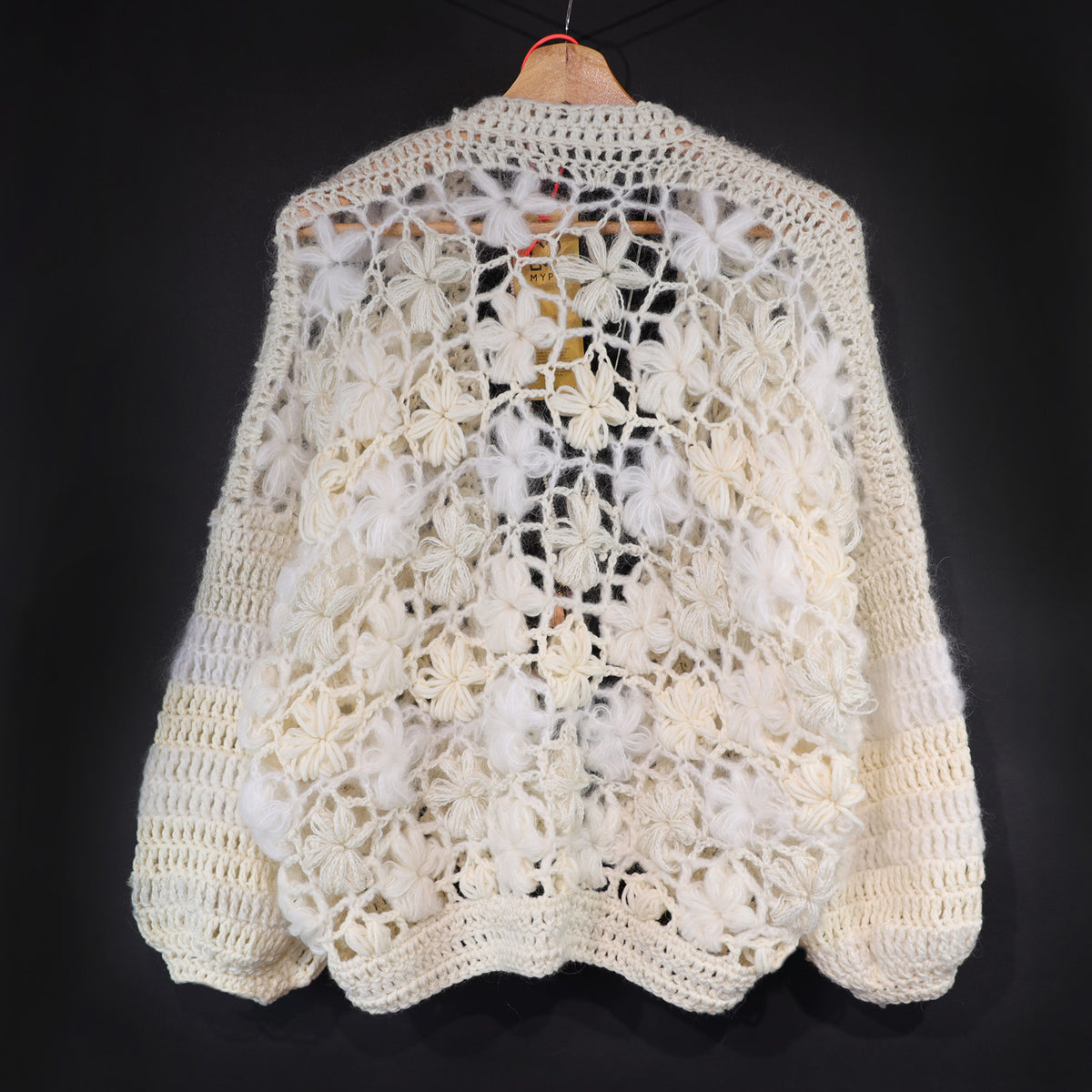 Häkelset - MYPZ kurzer Bomber-Cardigan Wildflower Off White (ENG-DE-NL-ES-FR-IT-DA-SV-NO)