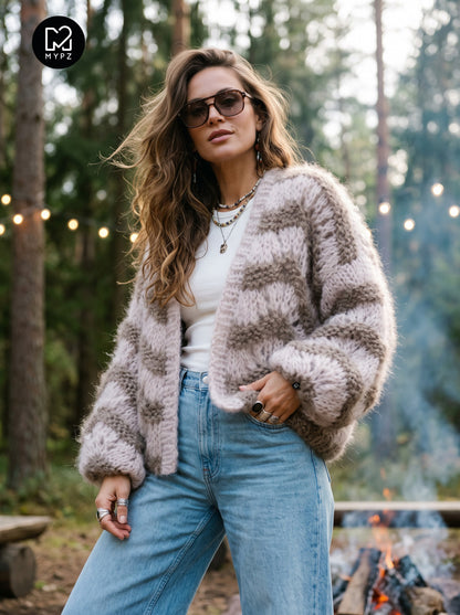 Strickanleitung – Kurze grob gestrickte Mohair-Strickjacke Stonies Wave Nr.12 (ENG-DE-NL-ES-FR-IT-DA-SV-NO)