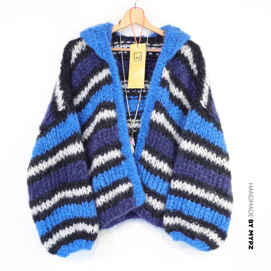 Strickmuster – MYPZ Hooded Chunky Mohair Bomber Cardigan Blue Nr.15 (ENG-DE-NL-ES-FR-IT-DA-SV-NO)